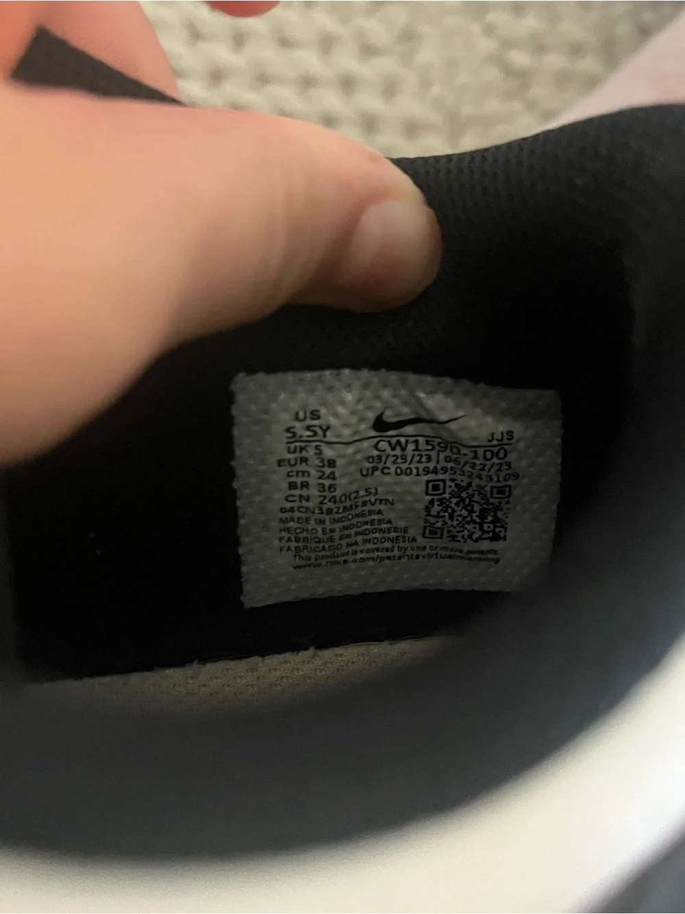 Nike Panda Dunks! women’s/kids